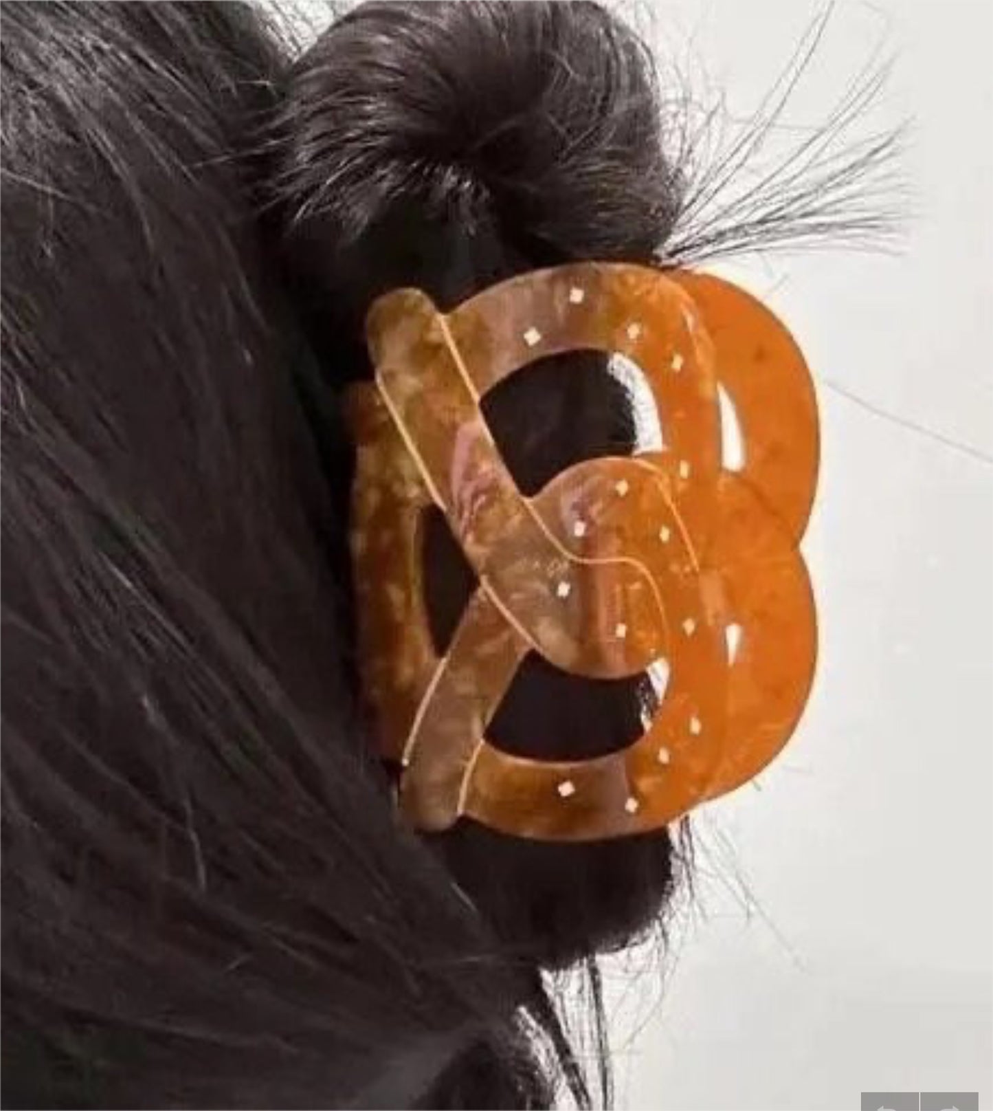 1 piece pretzel hair claw clip|hair clip|barrette|hair accessories